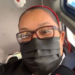 Meet your Posher, Leslie